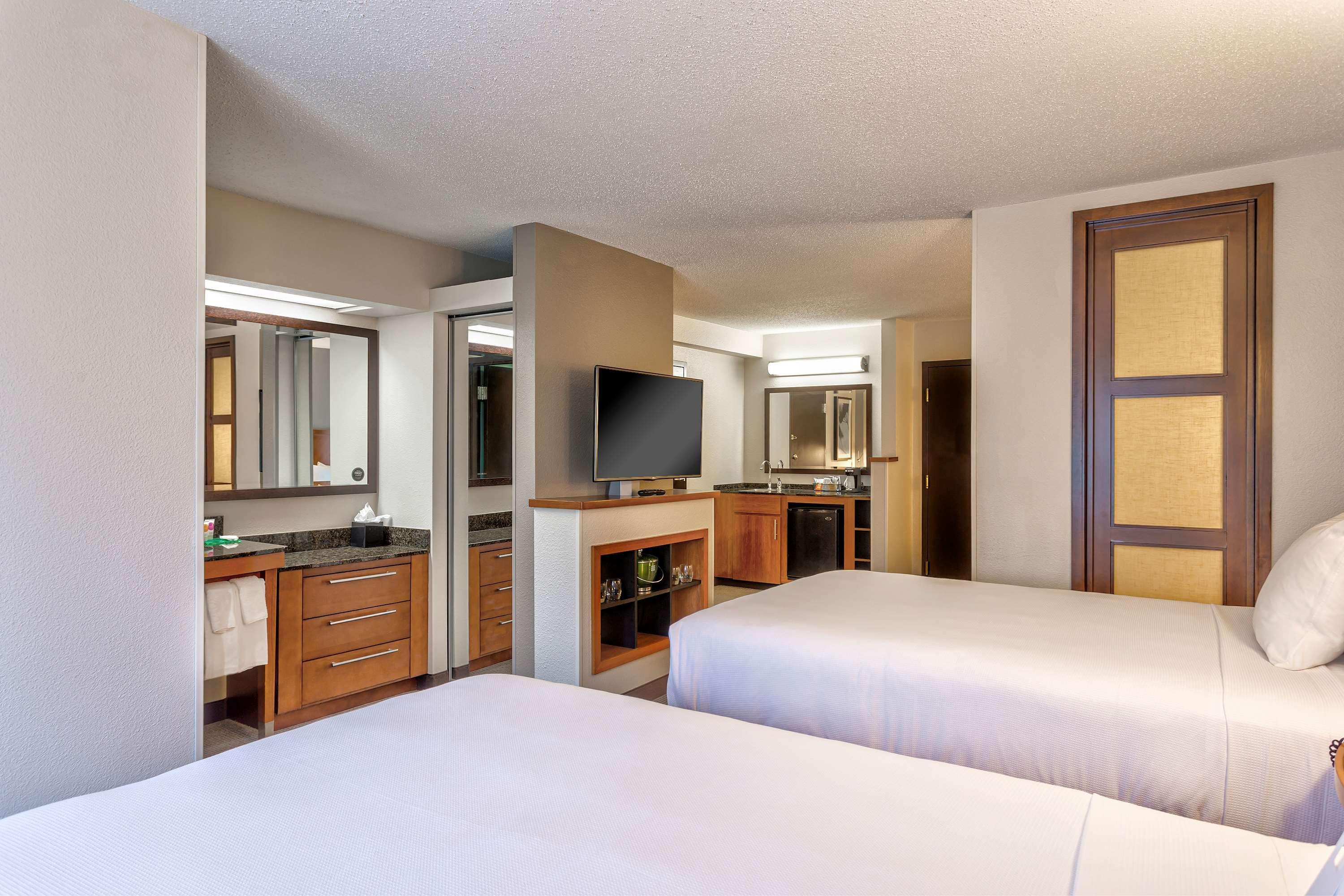 Wyndham Garden Kansas City Airport Kültér fotó