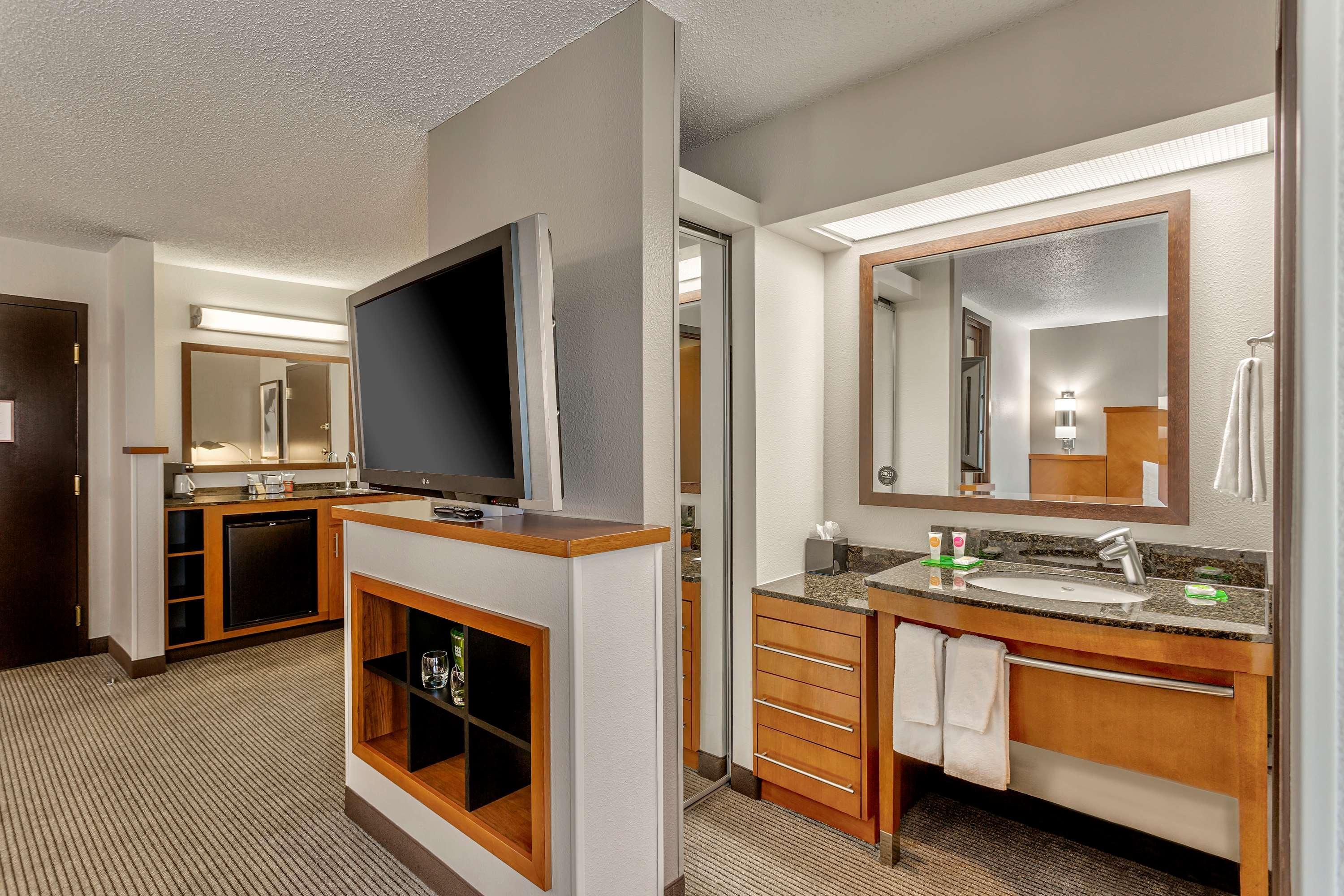 Wyndham Garden Kansas City Airport Kültér fotó