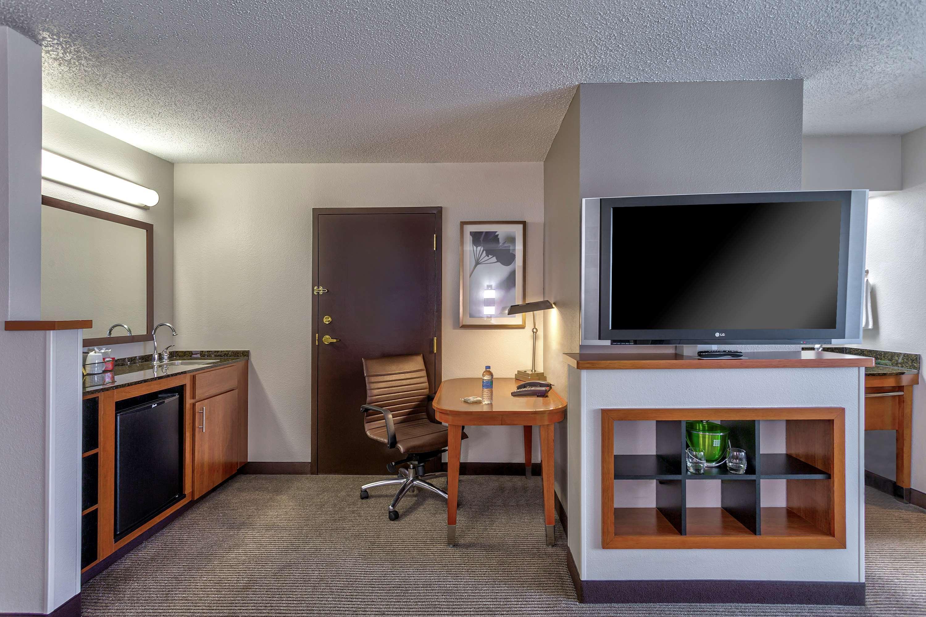 Wyndham Garden Kansas City Airport Kültér fotó