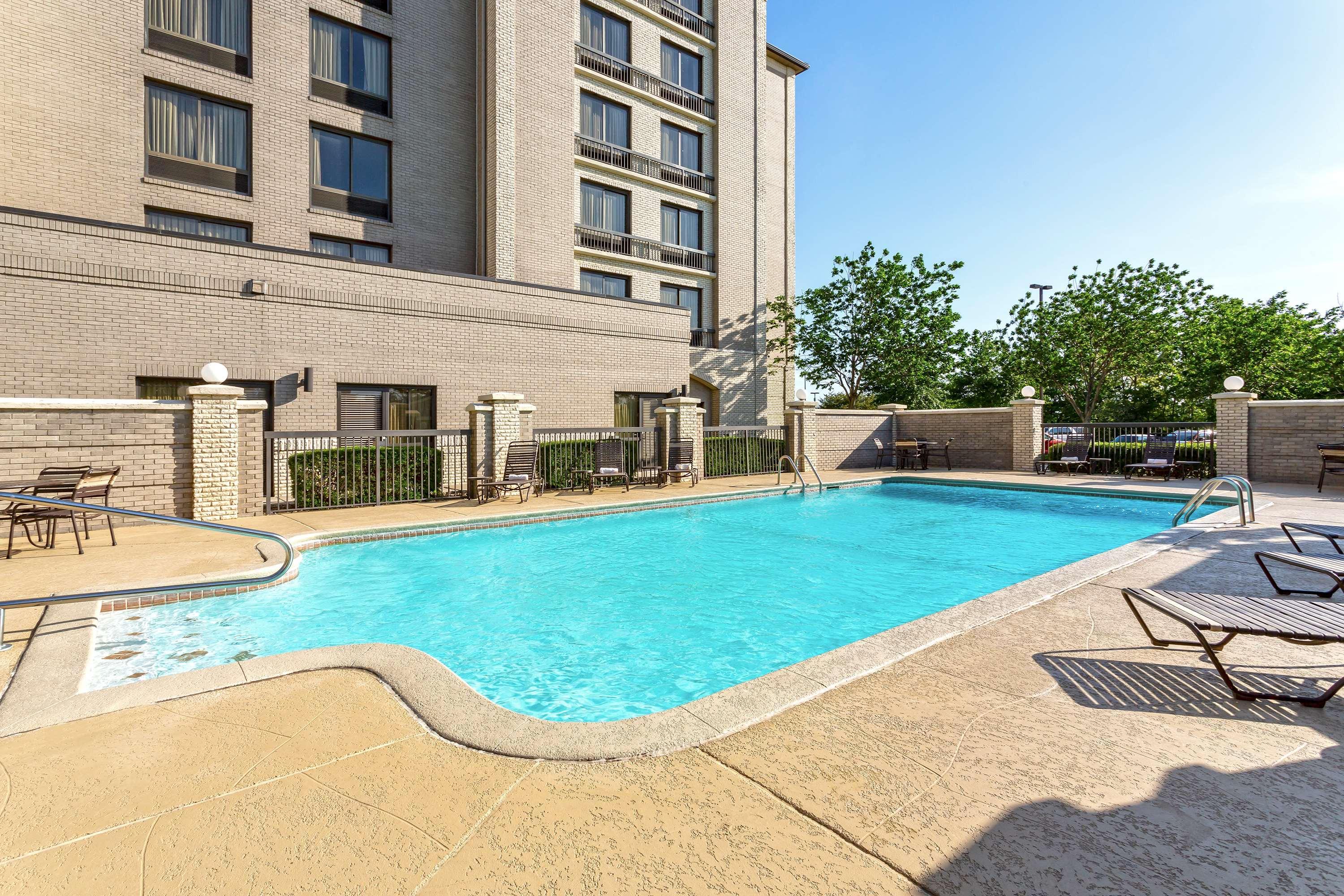 Wyndham Garden Kansas City Airport Kültér fotó