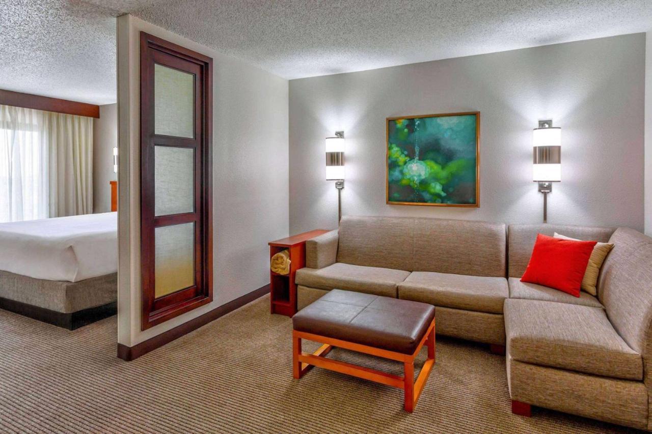 Wyndham Garden Kansas City Airport Kültér fotó